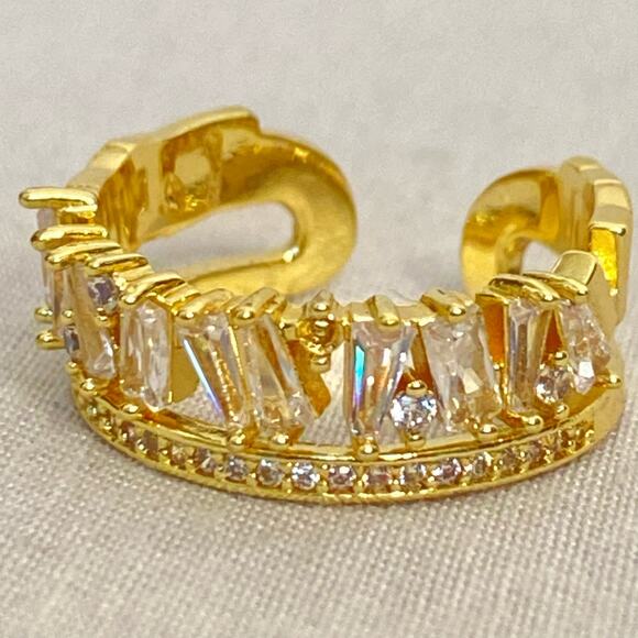 Gold Tone Ring With Angled Rhinestone Chips Open Ended Adjustable - Picture 4 of 8